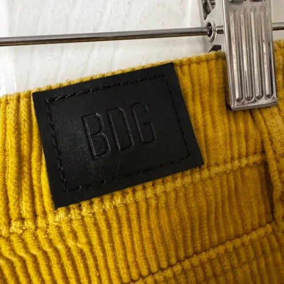 BDG Mom High-Rise Corduroy Pants | Chartreuse Yellow | Women's Size 25 0554 - Picture 6 of 7